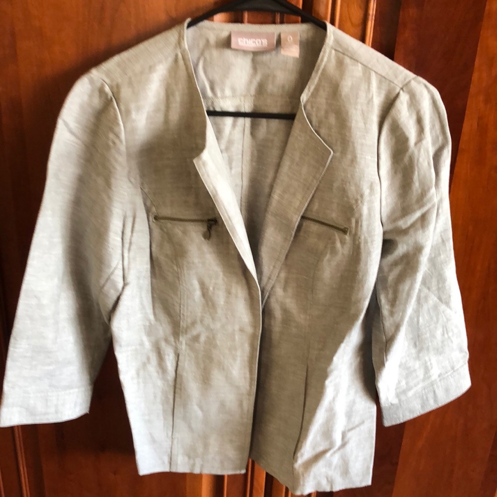 Gray Chico’s blazer